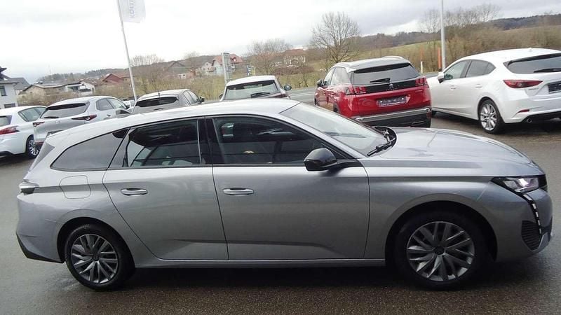 Gebraucht Peugeot 308 SW Active 110 PS (80 kW) 2022 Silber Kombi