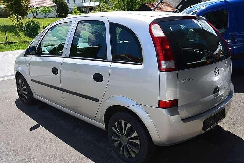 Gebraucht Opel Meriva Family 75 PS (55 kW) 2005 Silber Van / Kleinbus