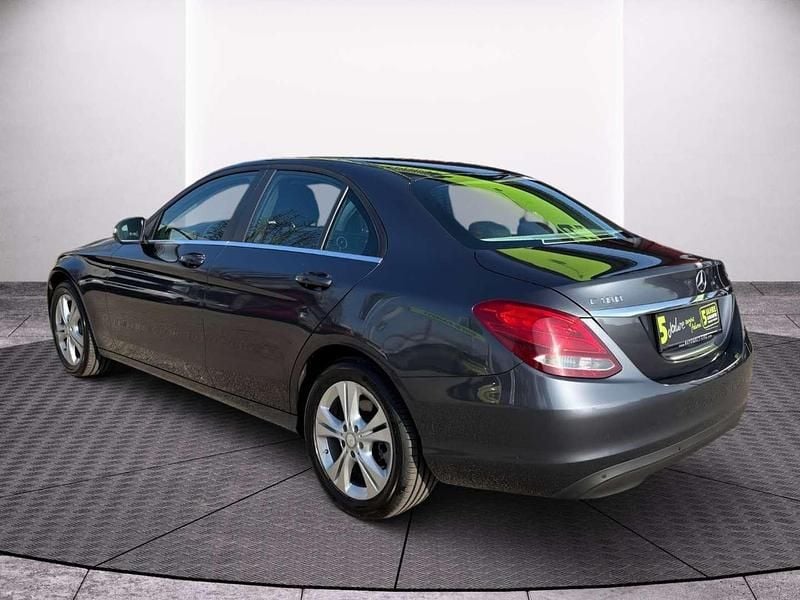 Gebraucht Mercedes C180 116 PS (85 kW) 2015 Grau Limousine