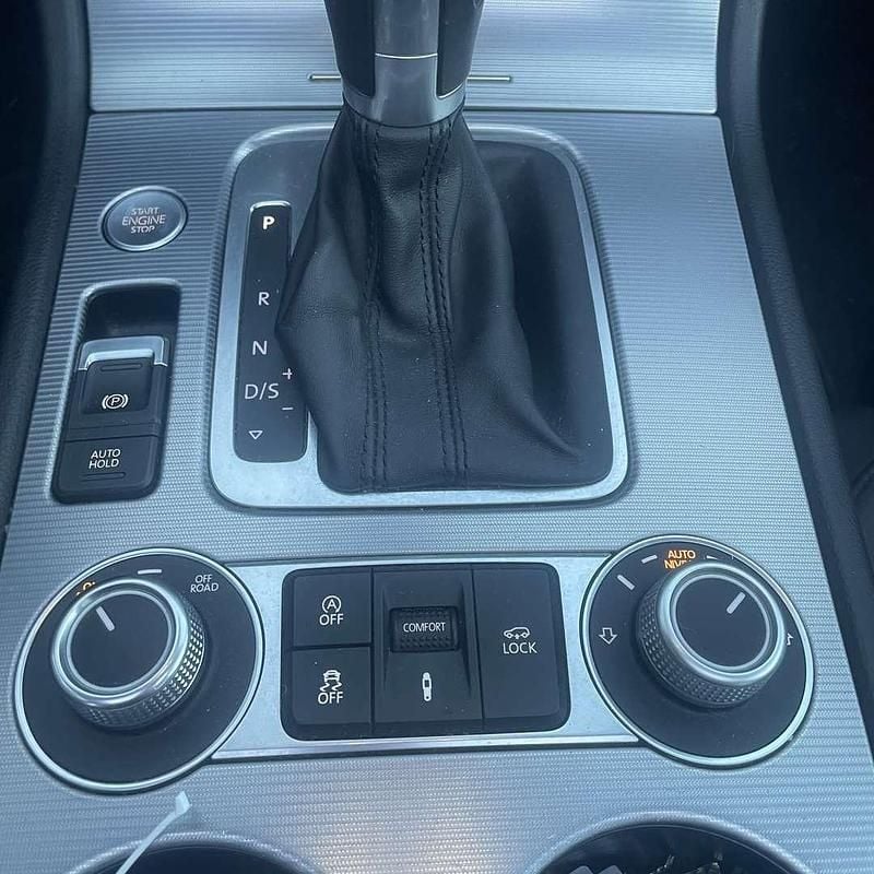 Gebraucht VW Touareg 262 PS (192 kW) 2015 SUV