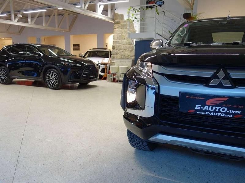 Gebraucht Mitsubishi L200 150 PS (110 kW) 2019 Schwarz Abholung