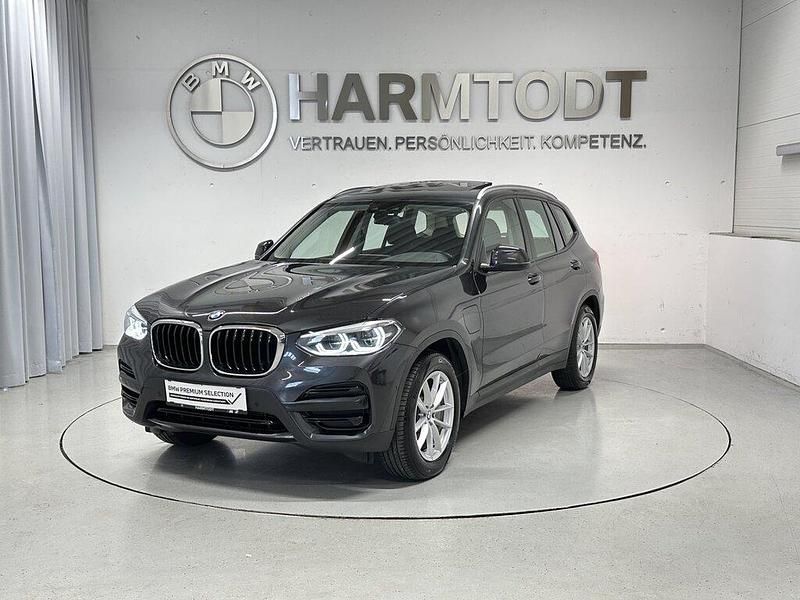 Sophistograu brillanteffekt Gebraucht 2020 BMW X3 Advantage SUV | € 31.990 (Etwas zu teuer) - Bild 1/1