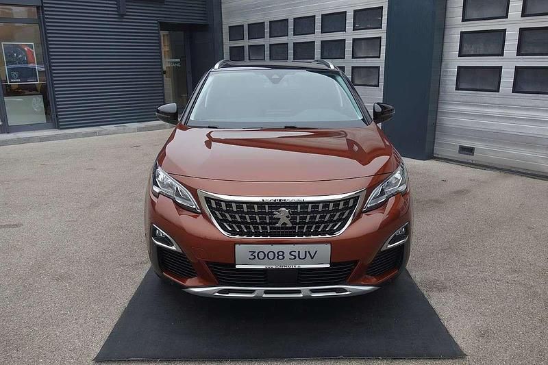 Gebraucht Peugeot 3008 Allure 120 PS (88 kW) 2017 Braun SUV