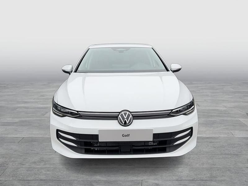 Neu VW Golf VIII 115 PS (84 kW) 2026 Weiss  normal