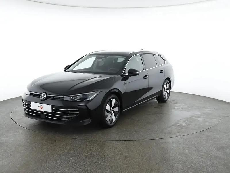 Gebraucht VW Passat Elegance 150 PS (110 kW) 2024 Schwarz  metallic Kombi