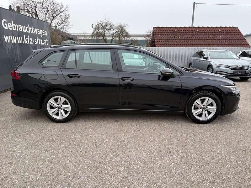 Gebraucht VW Golf VIII 150 PS (110 kW) 2023 Schwarz Kombi