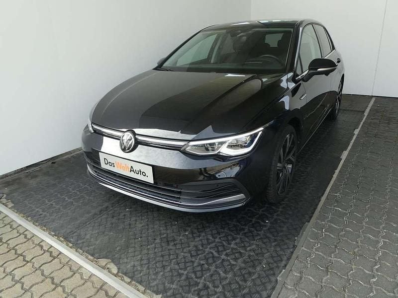 Schwarz metallicperleffektno Gebraucht 2022 VW Golf VIII Style Kombi | € 29.990 (Guter Preis) - Bild 1/4