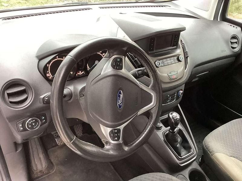 Gebraucht Ford Tourneo Trend 101 PS (74 kW) 2018 Weiß Kombi