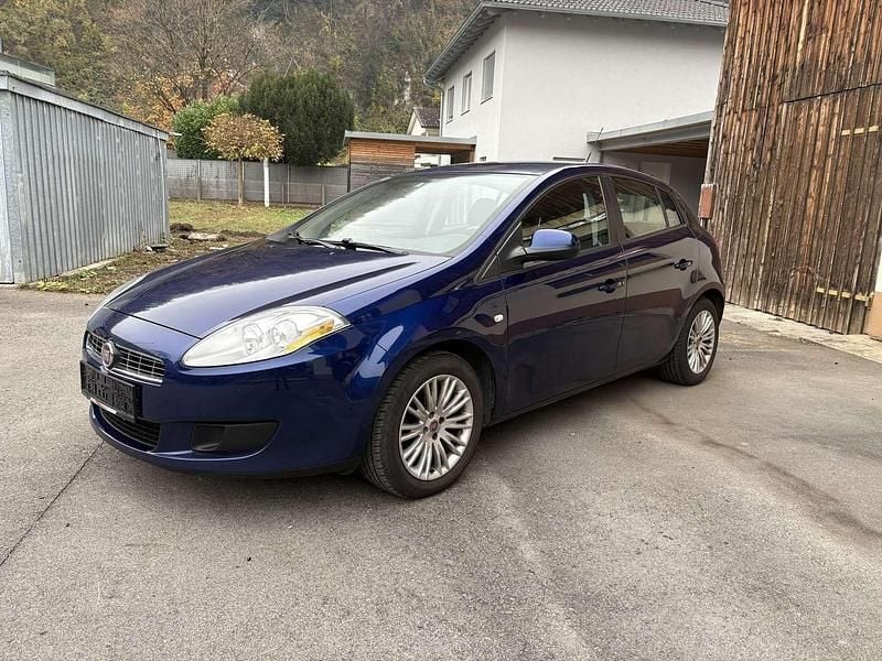 Blau Gebraucht 2009 Fiat Bravo Kleinwagen | € 1.600 (Guter Preis) - Bild 1/4