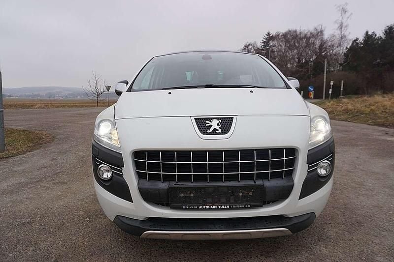 Gebraucht Peugeot 3008 Active 109 PS (80 kW) 2010 Weiß Kombi