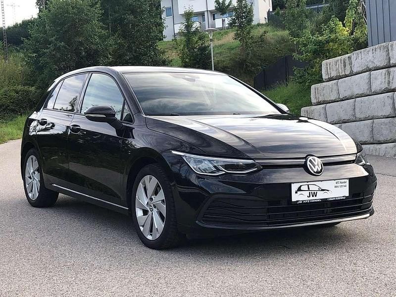 Gebraucht VW Golf VIII 90 PS (66 kW) 2021 Schwarz Limousine