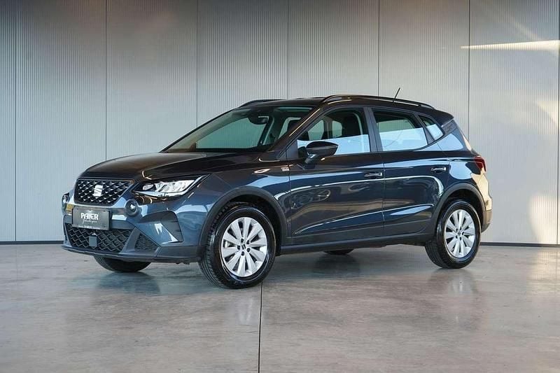 Dunkelgrau metallicperleffekt Gebraucht 2024 Seat Arona SUV | € 17.490 (Guter Preis) - Bild 1/4