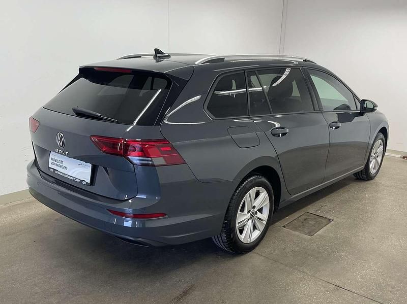Gebraucht VW Golf VIII Life 116 PS (85 kW) 2024 Mittelgrau  metallic Kombi