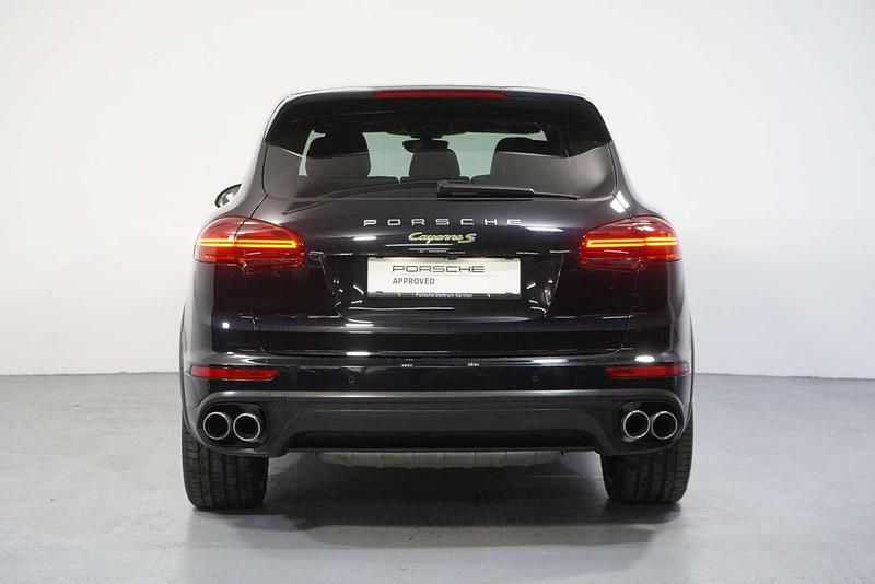 Gebraucht Porsche Cayenne S E-Hybrid 416 PS (305 kW) 2015 Schwarz  metallic SUV