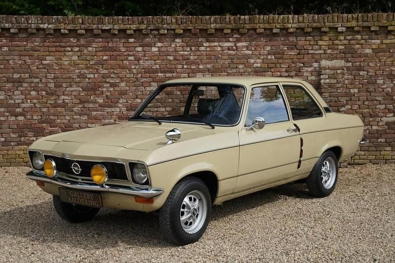 Gebraucht 1975 Opel Ascona S Limousine | € 12.500 - Bild 1/4