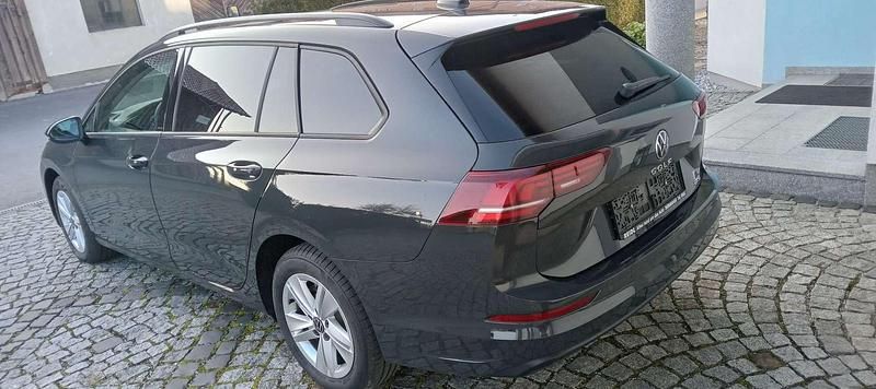 Gebraucht VW Golf VIII Life 116 PS (85 kW) 2024 Kombi