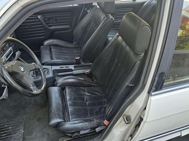Gebraucht BMW 325 Basis 171 PS (125 kW) 1986 Limousine