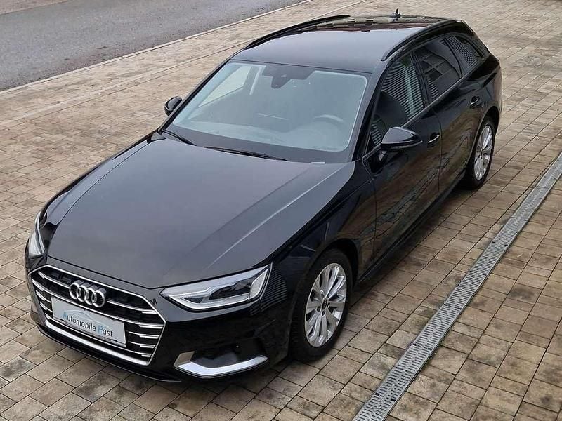 Gebraucht Audi A4 Ambiente 163 PS (119 kW) 2022 Schwarz Kombi