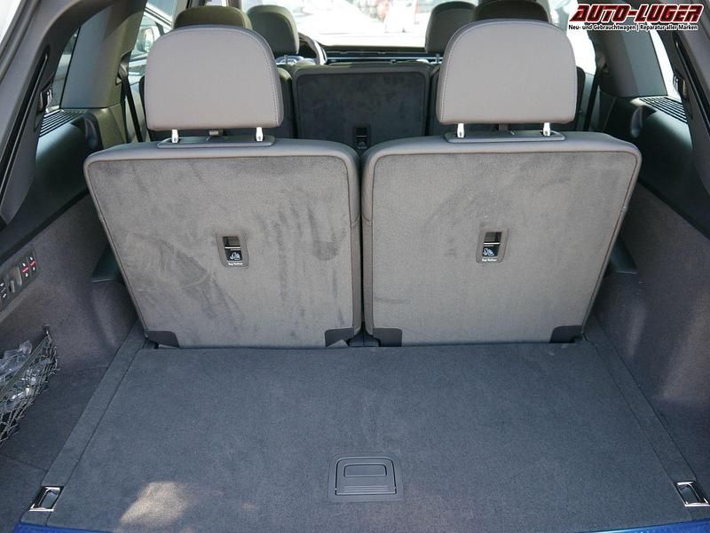 Neu Audi Q7 S-Line 2025 Mythosschwarz metallic SUV