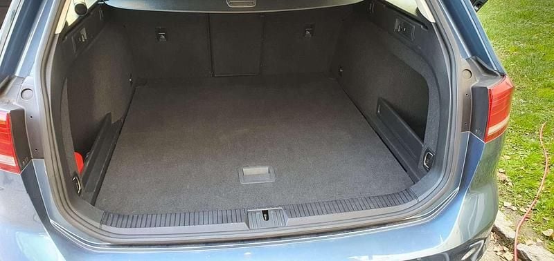 Gebraucht VW Passat Highline 120 PS (88 kW) 2017 Blau Kombi