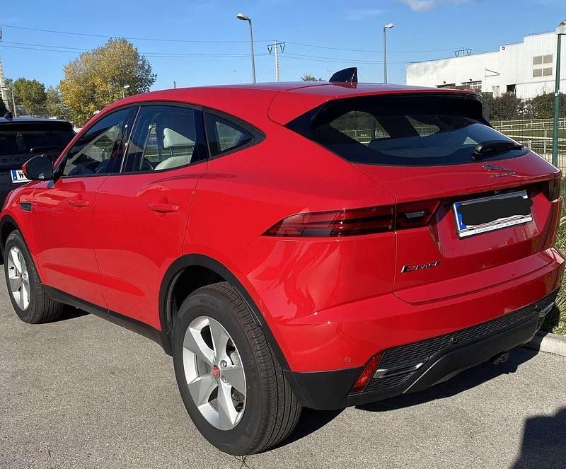 Gebraucht Jaguar E-Pace 163 PS (119 kW) 2021 Rot SUV