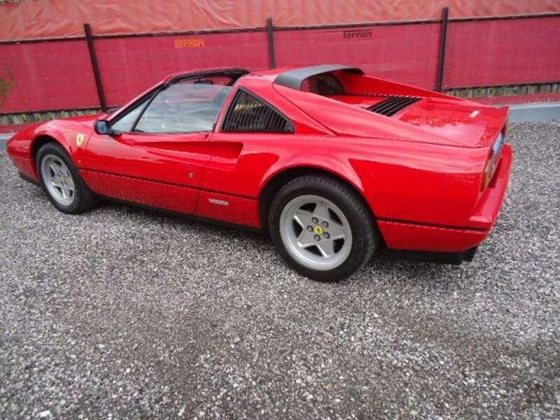Rot Gebraucht 1987 Ferrari 328 Cabrio | € 148.000 - Bild 1/4