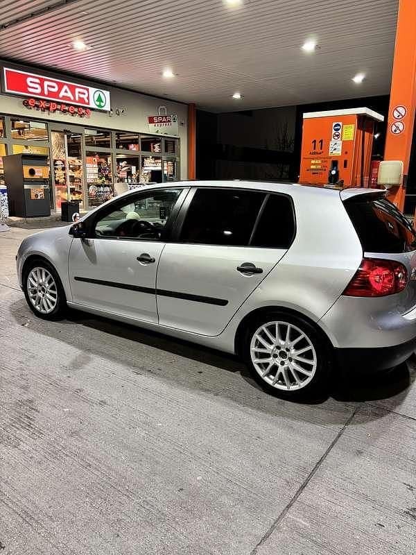 Gebraucht VW Golf V Sportline 105 PS (77 kW) 2007 Limousine