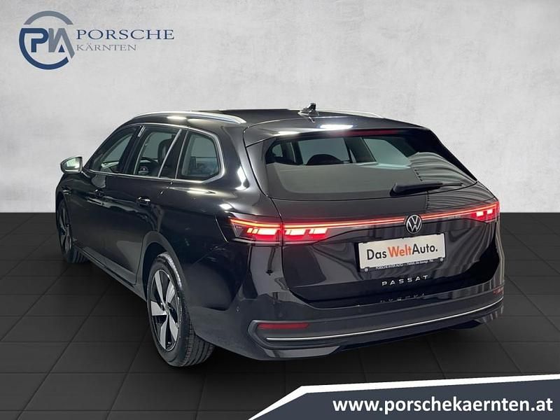 Gebraucht VW Passat Business 150 PS (110 kW) 2024 Schwarz  metallic Kombi