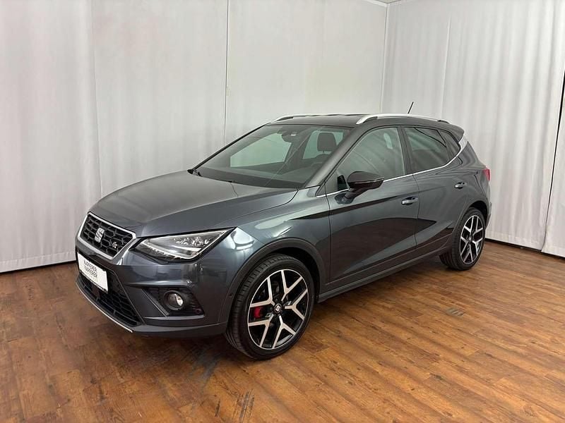 Dunkelgrau metallic Gebraucht 2019 Seat Arona FR SUV | € 16.990 (Etwas zu teuer) - Bild 1/4