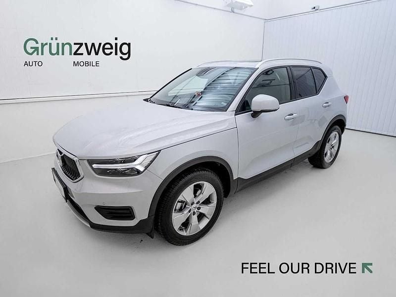 Silber Gebraucht 2019 Volvo XC40 Momentum SUV | € 31.890 (Fairer Preis) - Bild 1/4