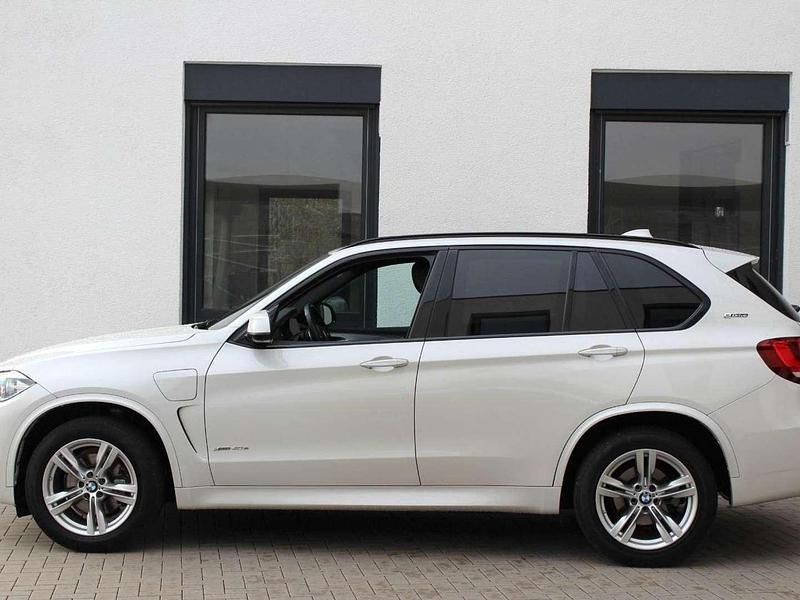 Weiß Gebraucht 2018 BMW X5 SUV | € 27.188 (Fairer Preis) - Bild 1/4