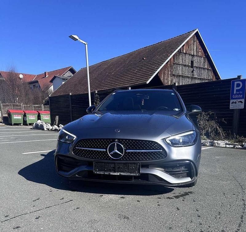 Gebraucht Mercedes C200 AMG line 163 PS (119 kW) 2024 Kombi
