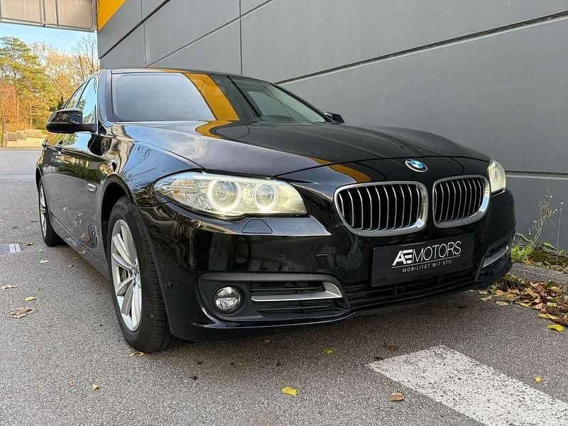Gebraucht BMW 520 190 PS (139 kW) 2016 Schwarz Limousine