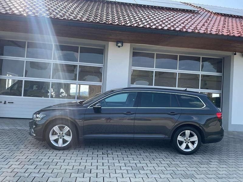 Gebraucht VW Passat Business 190 PS (139 kW) 2020 Grau Kombi