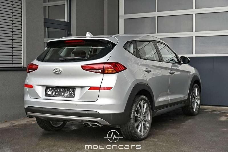 Gebraucht Hyundai Tucson 136 PS (100 kW) 2020 Silber SUV