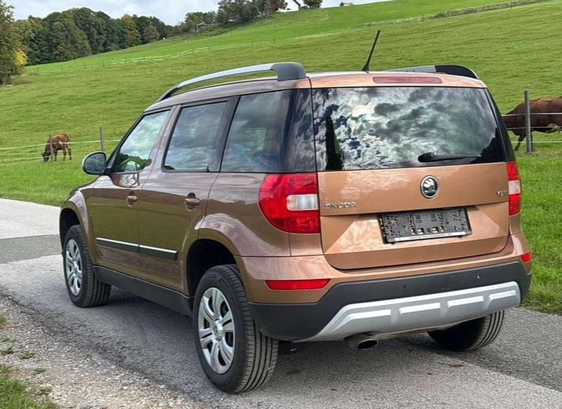 Gebraucht Skoda Yeti Ambition 105 PS (77 kW) 2014 Bronze SUV