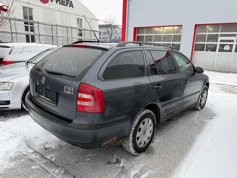 Gebraucht Skoda Octavia 105 PS (77 kW) 2006 Grau Kombi