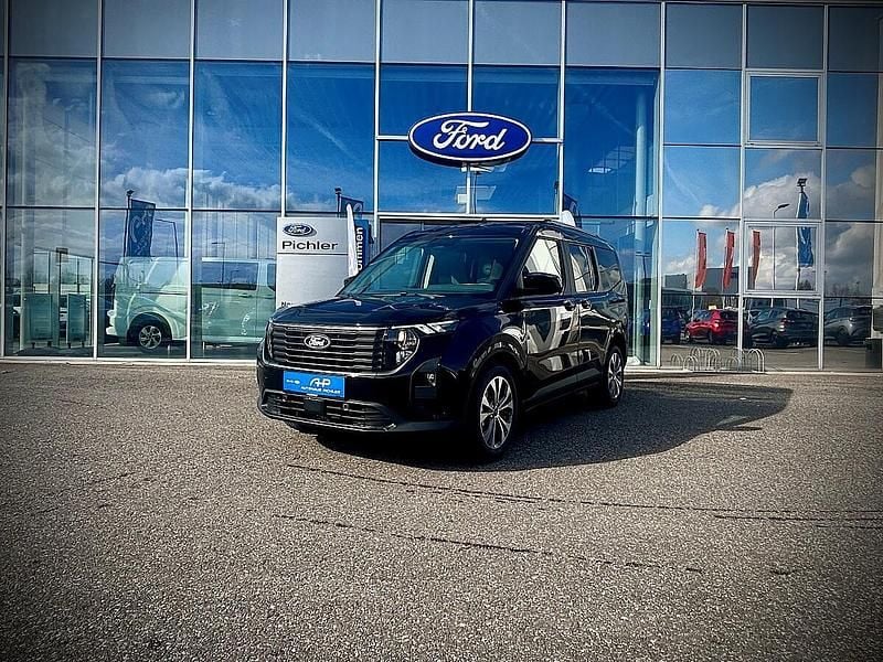 Neu Ford Tourneo Titanium 125 PS (91 kW) 2026 Agate black Kombi
