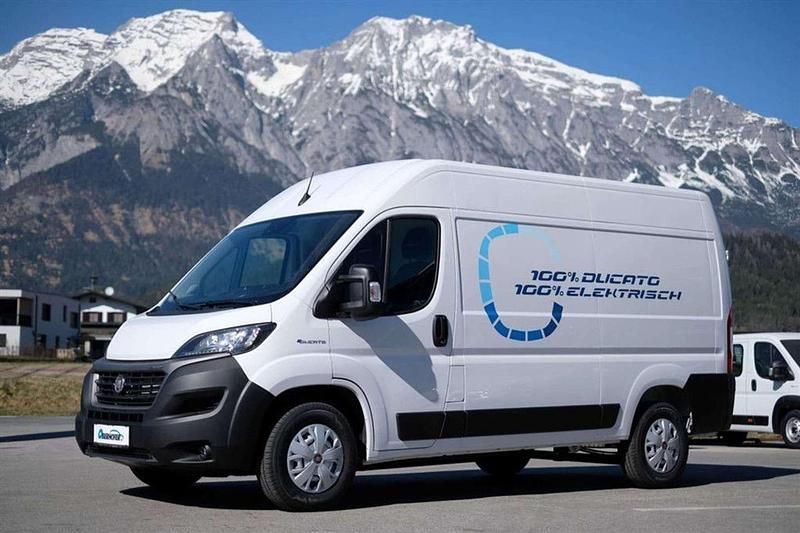 Weiß Gebraucht 2021 Fiat Ducato Van | € 48.990 - Bild 1/4