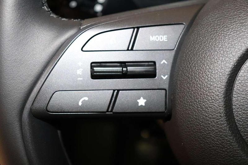 Gebraucht Hyundai i20 GO! 77 PS (56 kW) 2024 Weiß Kleinwagen