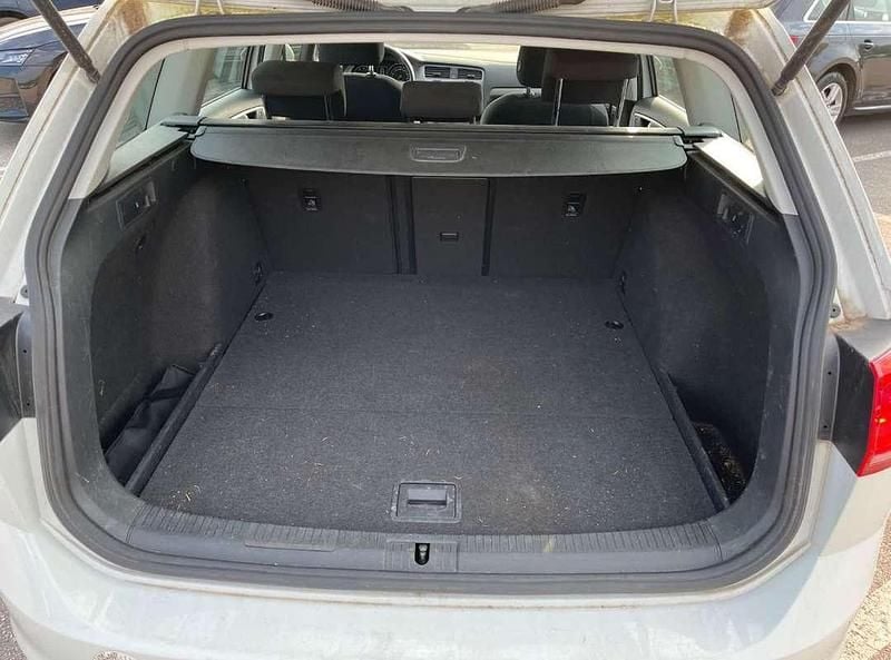 Gebraucht VW Golf VII 110 PS (80 kW) 2016 Weiß Limousine