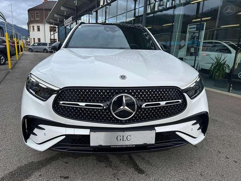 Neu Mercedes GLC220 AMG line 197 PS (144 kW) 2025 Weiß SUV