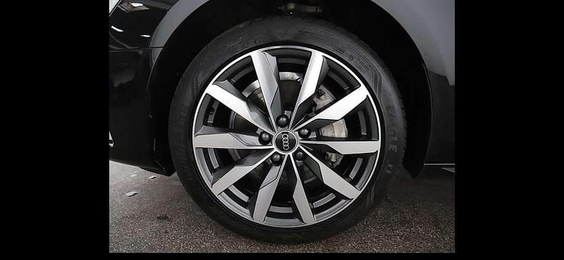 Gebraucht Audi A4 Ambiente 204 PS (150 kW) 2021 Grau Limousine