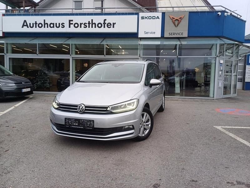 Silber metallic Gebraucht 2019 VW Touran Comfortline Van / Kleinbus | € 20.990 (Guter Preis) - Bild 1/4
