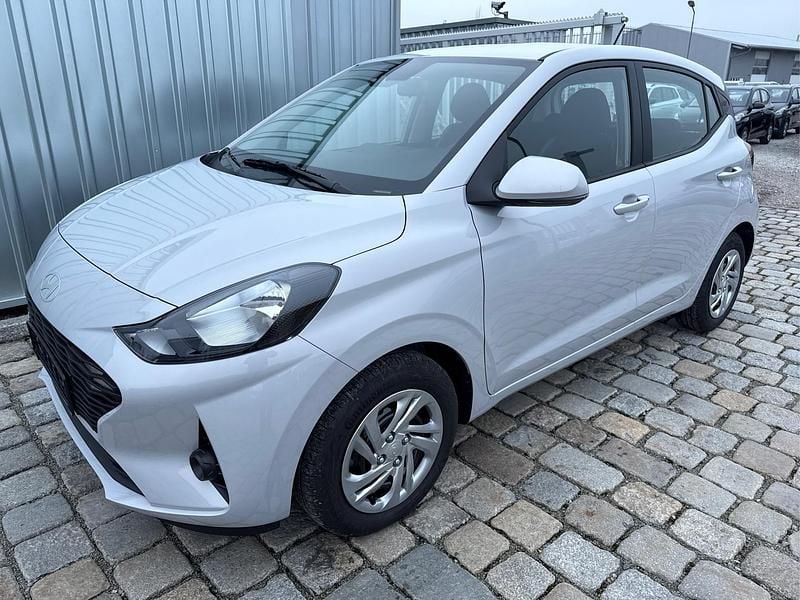 Neu Hyundai i10 Edition 63 PS (46 kW) 2025 Grau sonderlackierung Kleinwagen