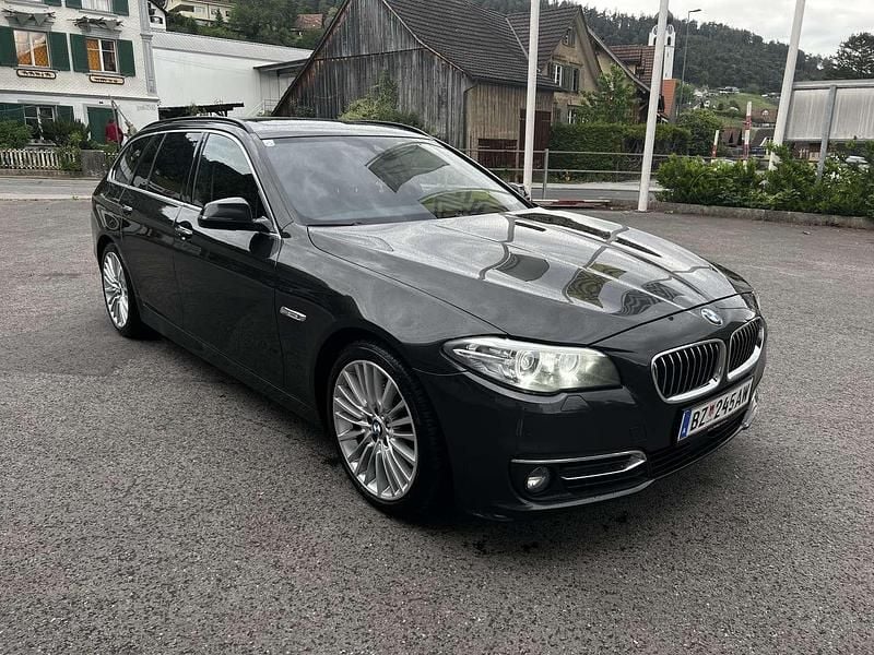 Gebraucht BMW 530 258 PS (189 kW) 2015 Kombi