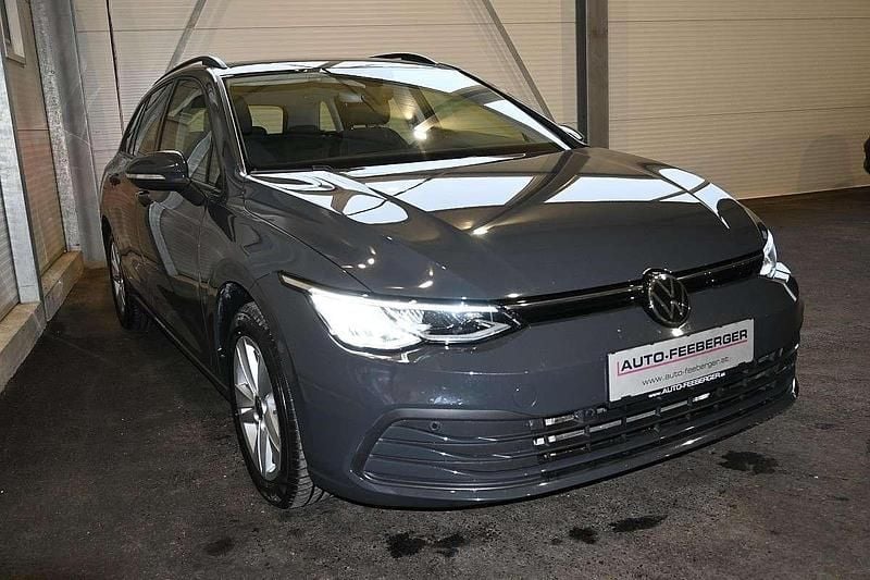 Gebraucht VW Golf VIII Life 116 PS (85 kW) 2021 Grau Kombi