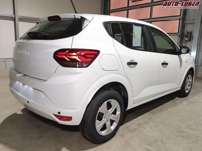 Neu Dacia Sandero Essentiel 2026 Weiß Limousine