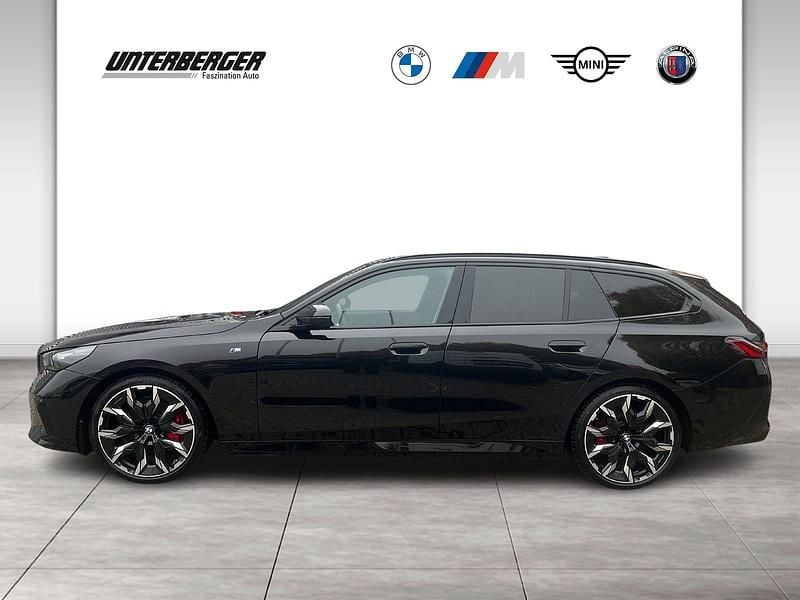 Gebraucht BMW 540 M Sport 285 PS (209 kW) 2024 Schwarz Kombi