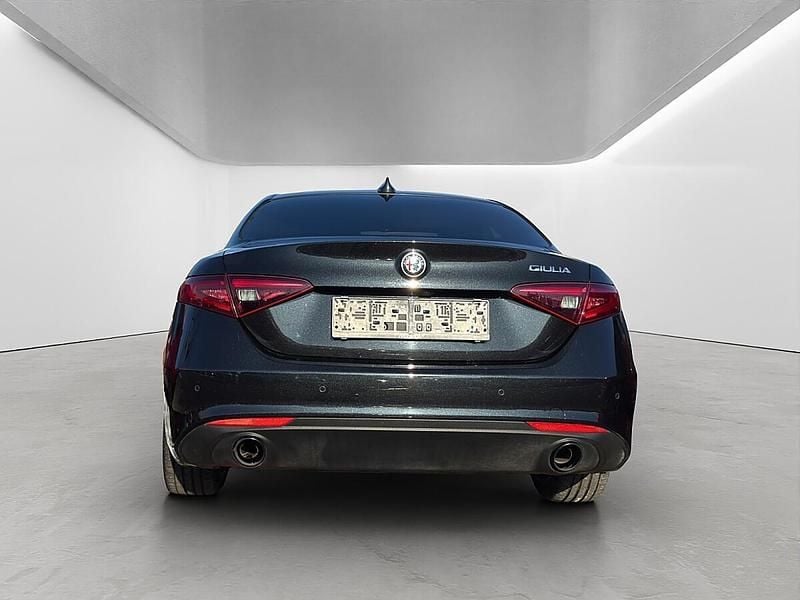Gebraucht Alfa Romeo Giulia Super 200 PS (147 kW) 2022 Schwarz Limousine